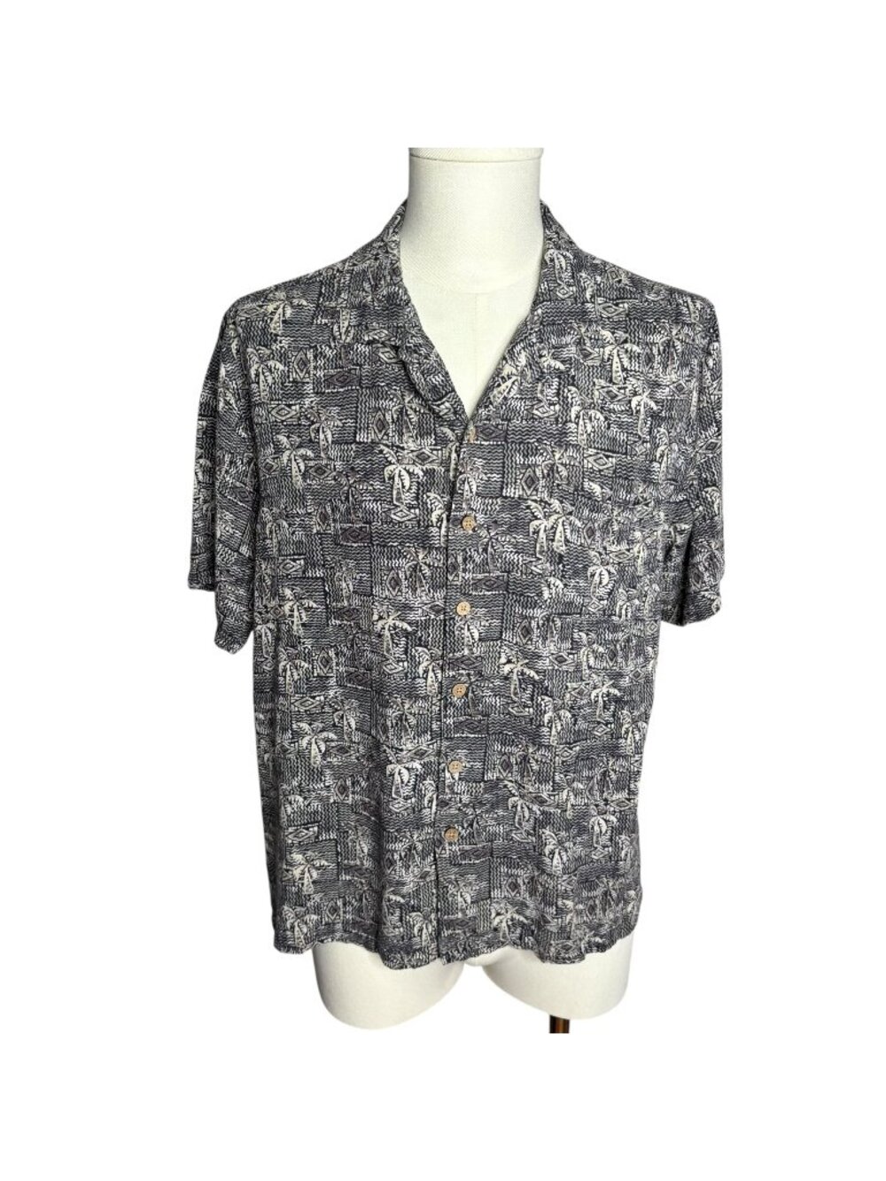 Batik Bay Button Up Silk Hawaiian Camp Shirt XL Black Short Sleeve Pocket